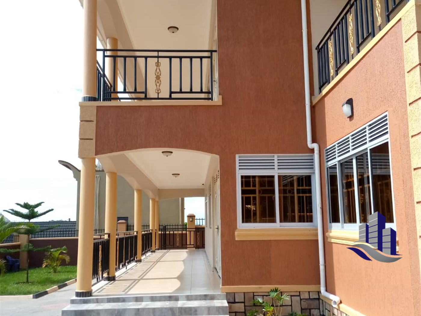 Storeyed house for sale in Bwebajja Wakiso