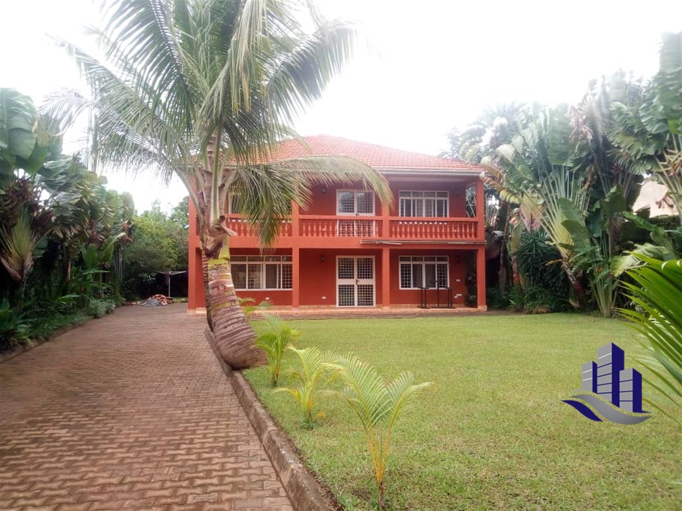 Storeyed house for sale in Muyenga Kampala