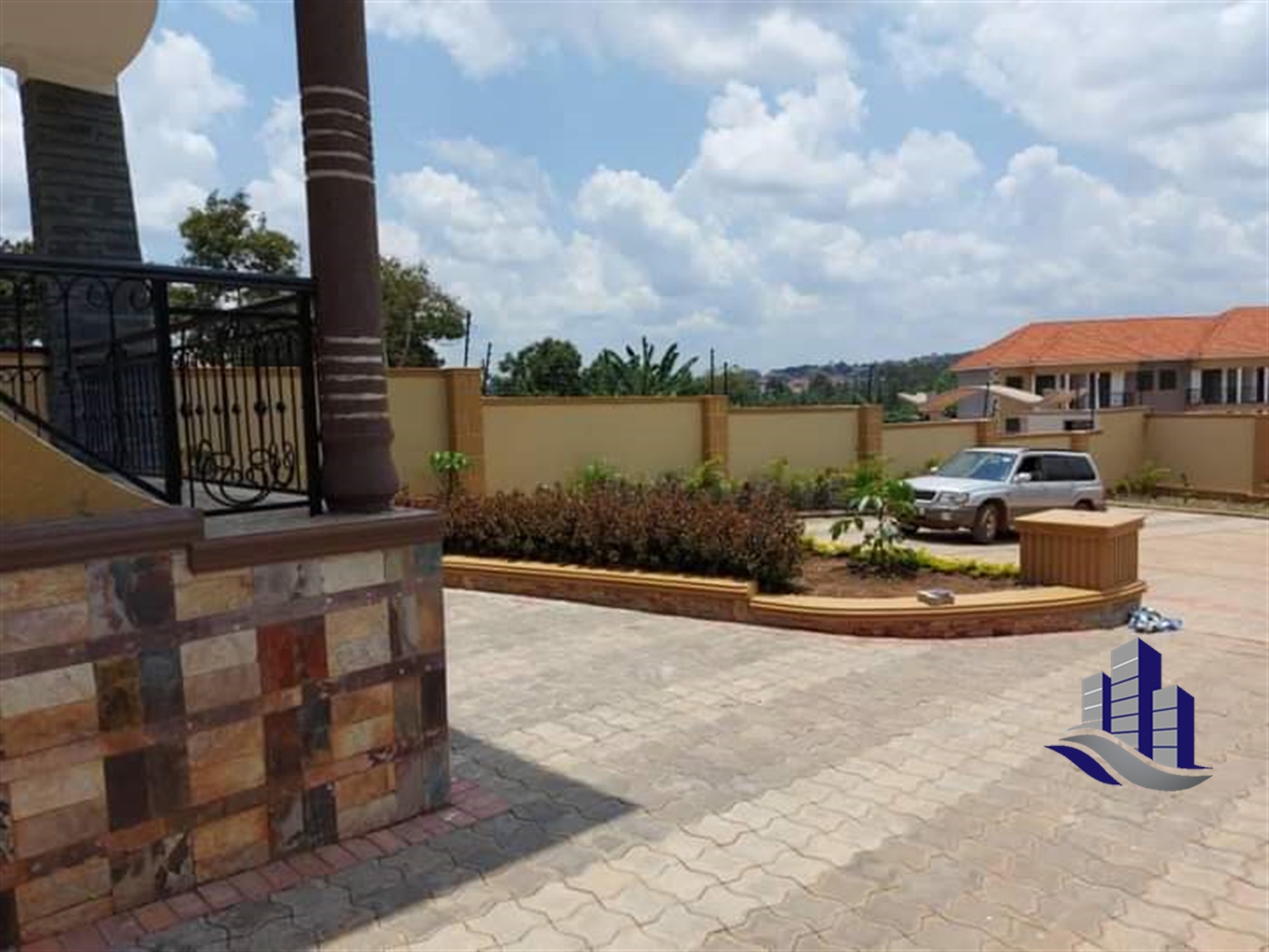 Storeyed house for sale in Kiwaatule Kampala