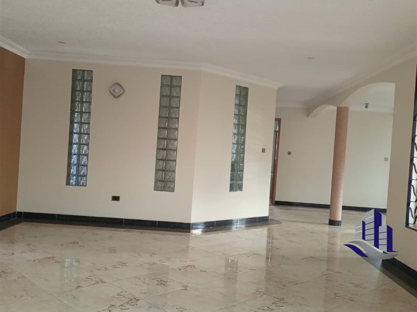 Storeyed house for sale in Munyonyo Kampala