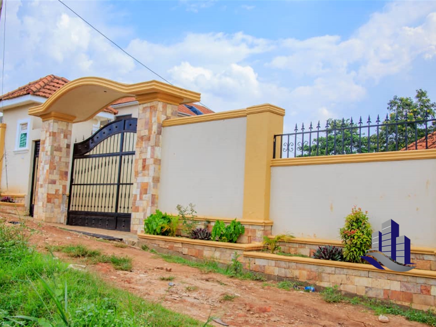 Storeyed house for sale in Kisaasi Kampala