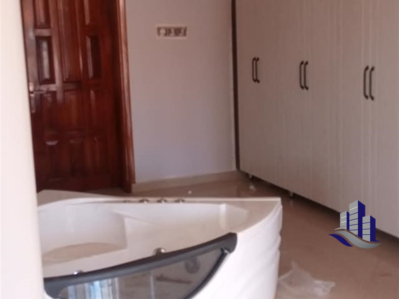 Storeyed house for sale in Akright Wakiso