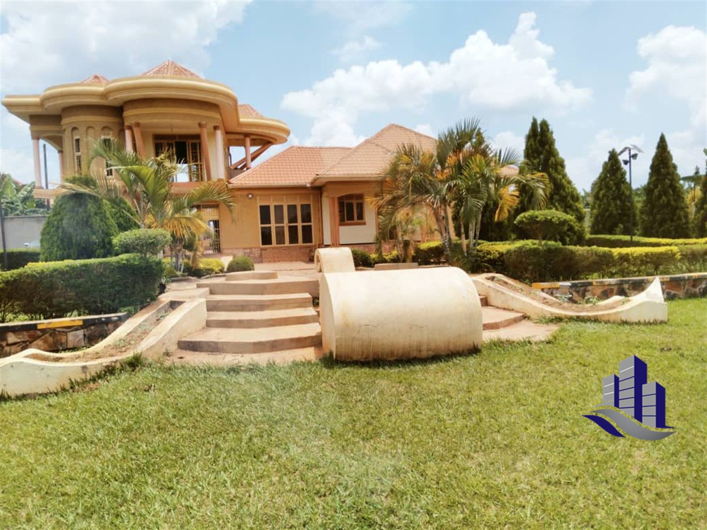 Mansion for sale in Kiwenda Wakiso