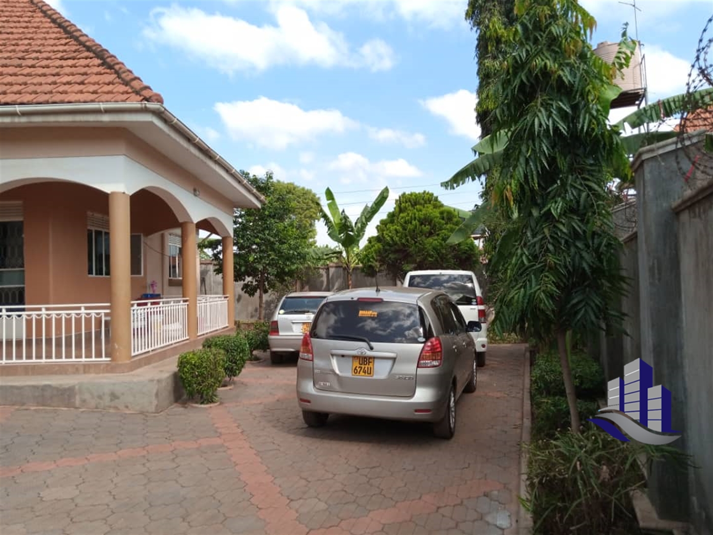 Bungalow for sale in Kiwaatule Kampala