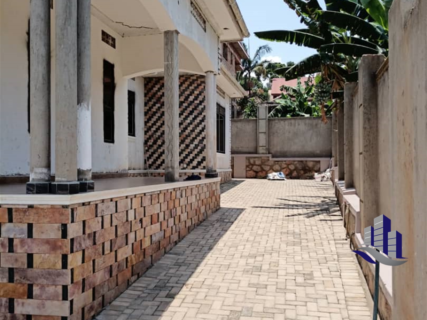 Bungalow for sale in Kitende Wakiso