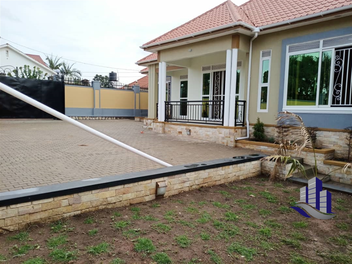 Bungalow for sale in Kitende Wakiso