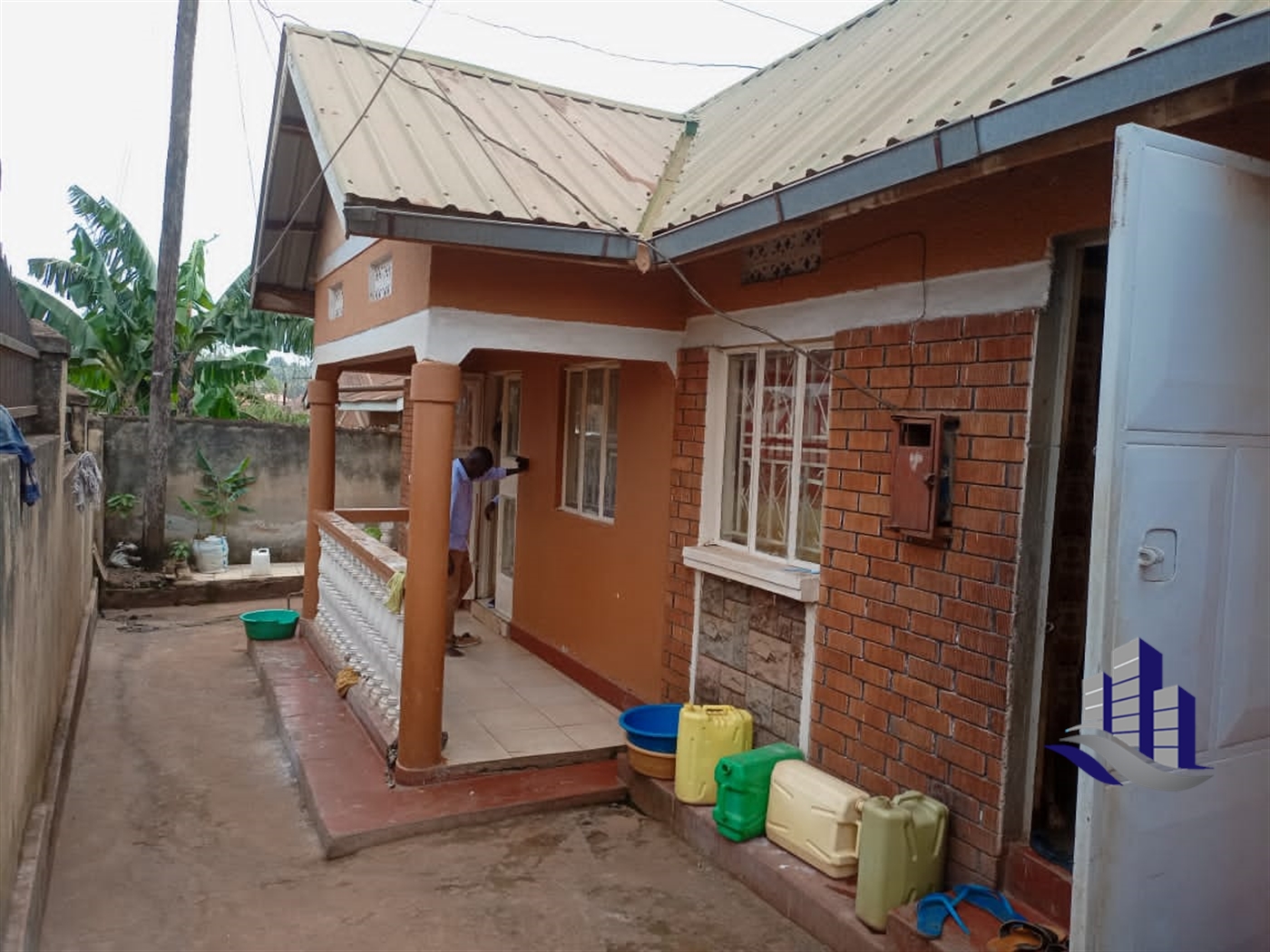 Bungalow for sale in Nansana Wakiso