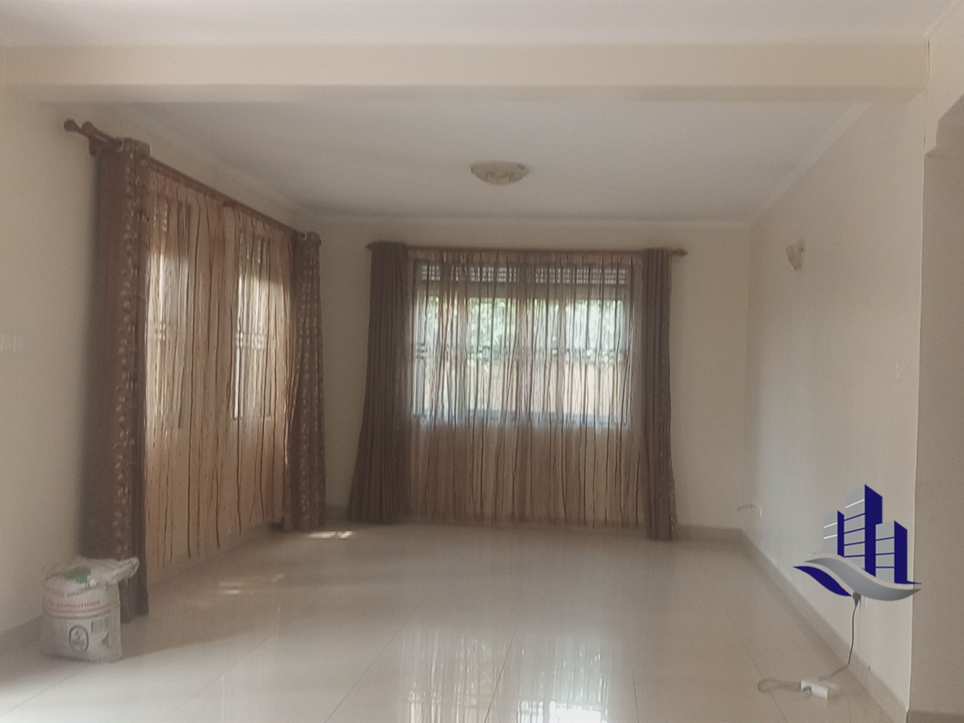 Villa for sale in Muyenga Kampala