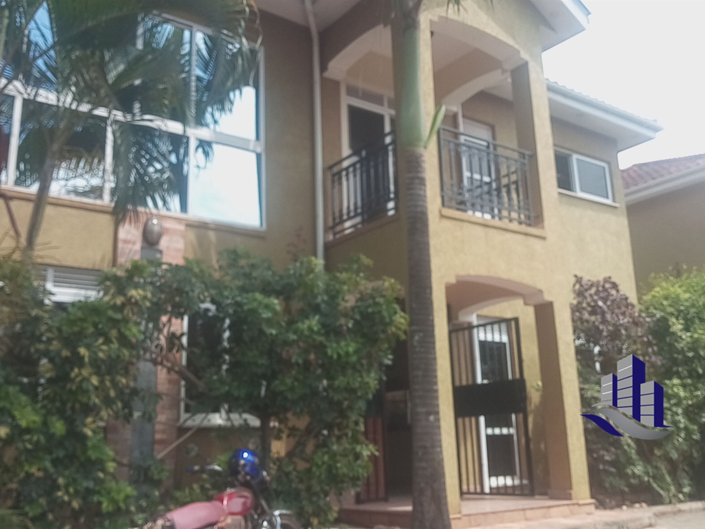 Villa for sale in Muyenga Kampala