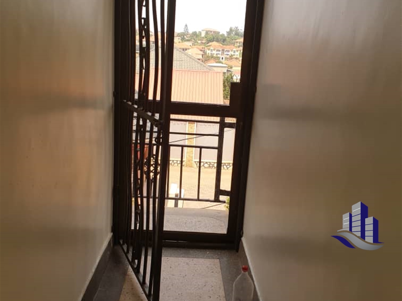 Duplex for rent in Naalya Kampala