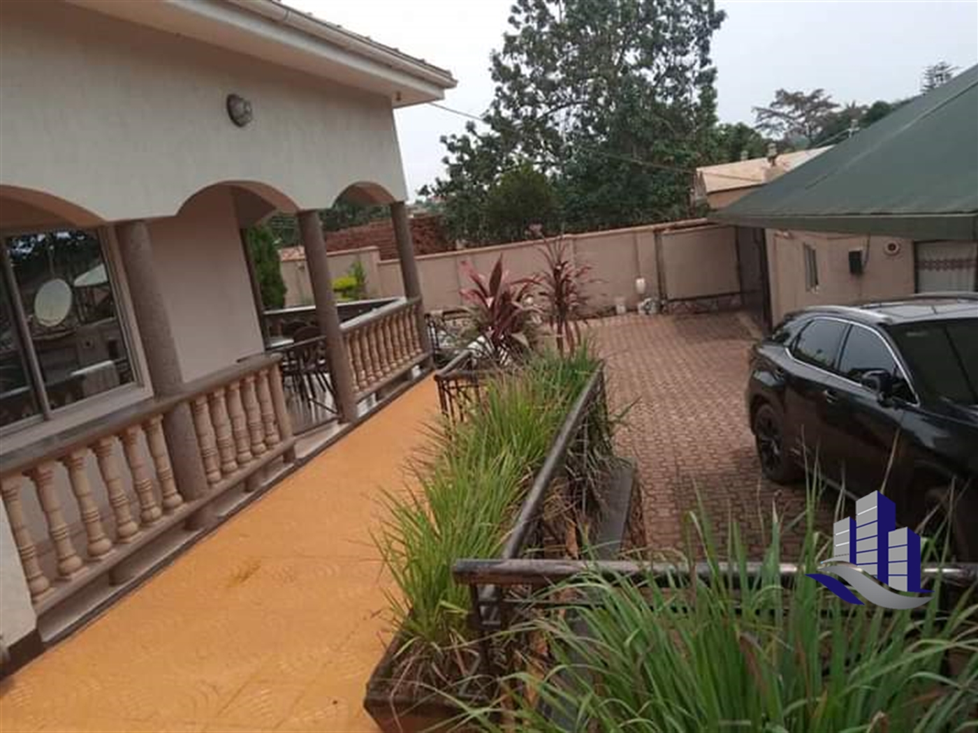 Storeyed house for rent in Ntinda Kampala