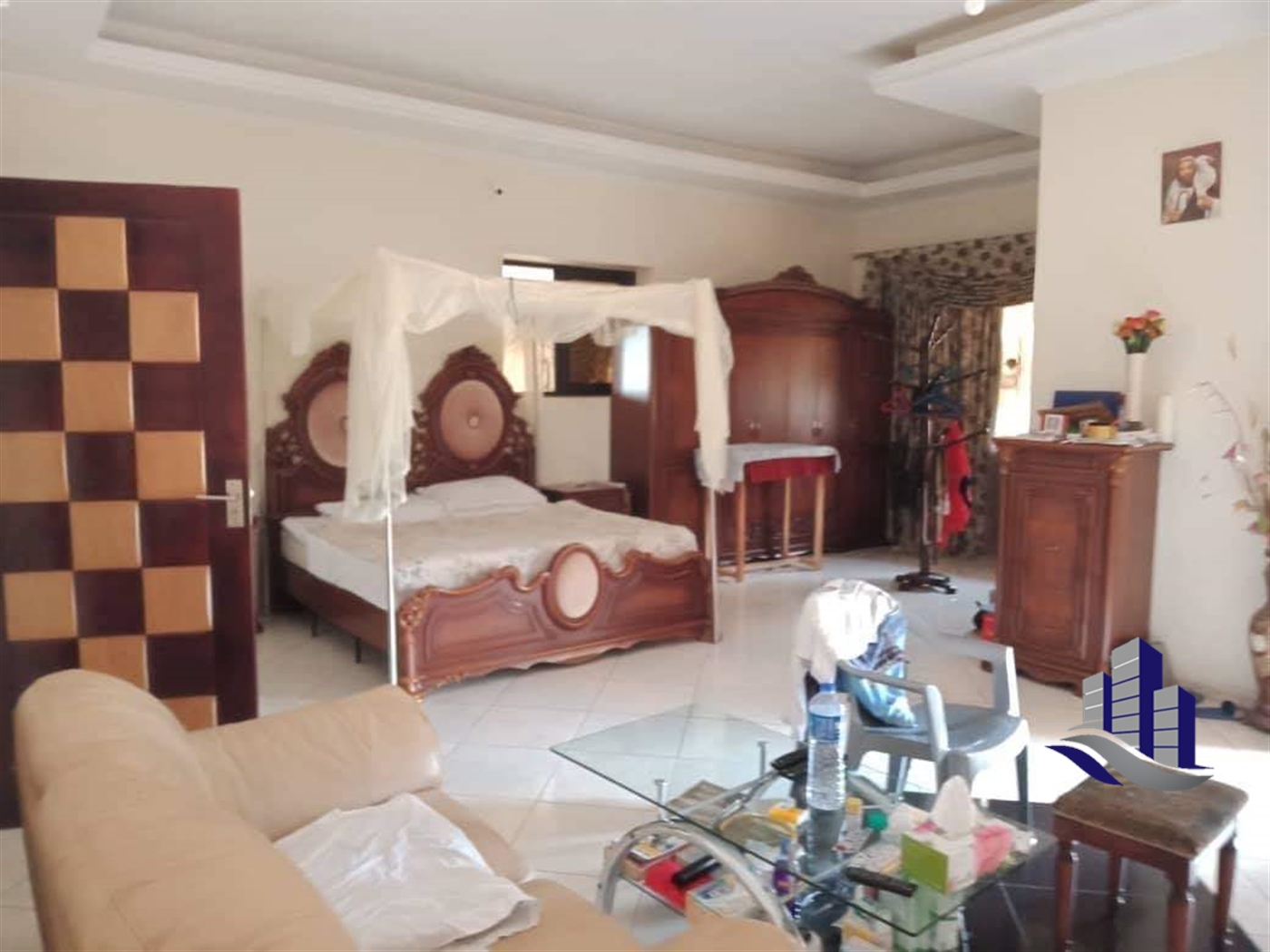 Mansion for sale in Muyenga Kampala