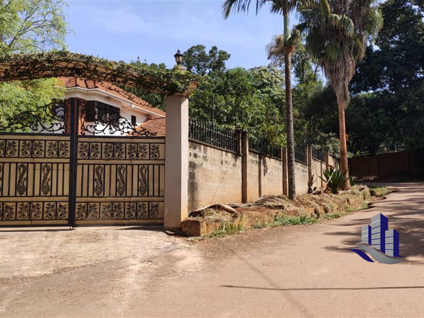 Storeyed house for sale in Bbunga Kampala