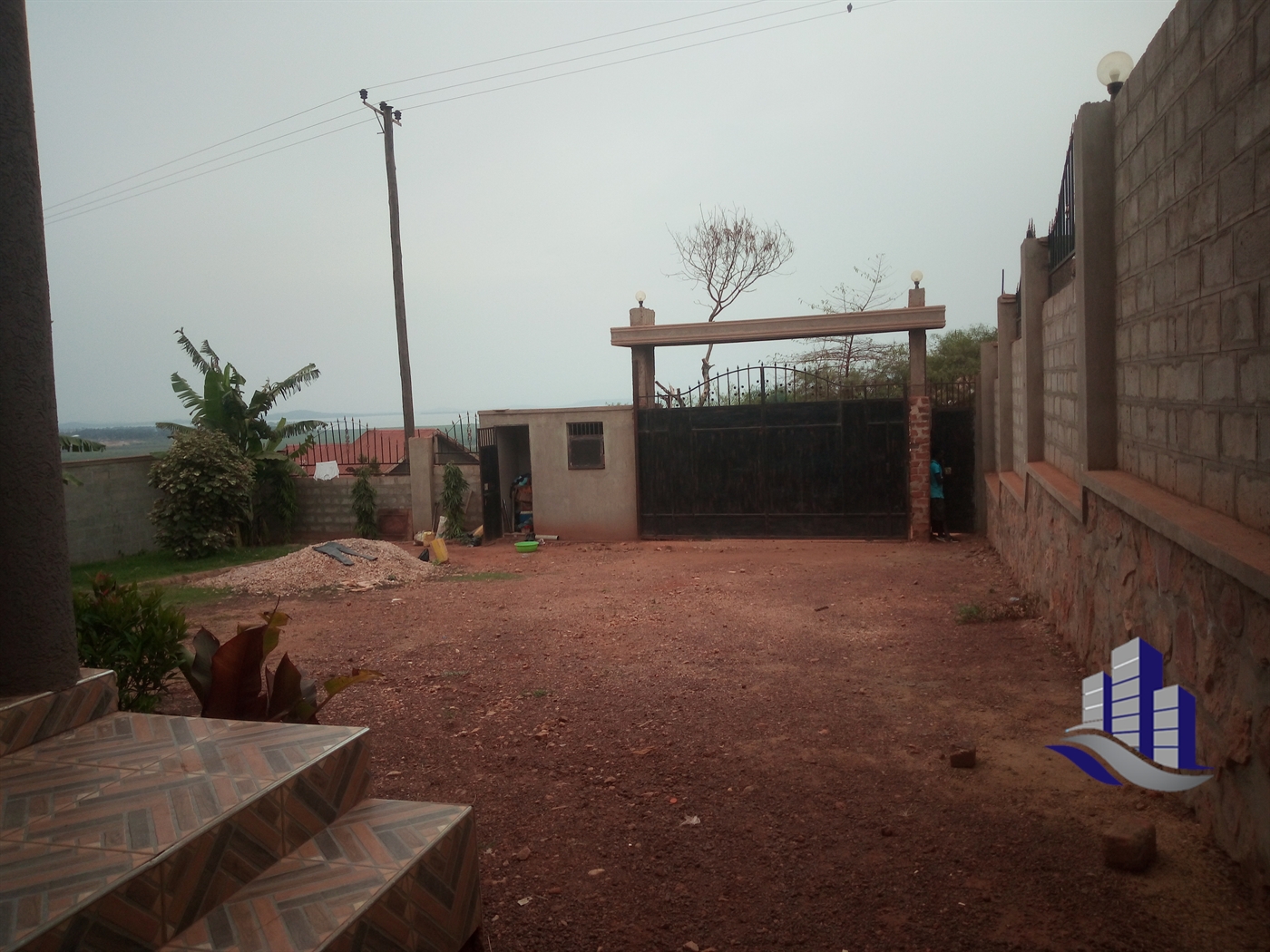 Mansion for sale in Kajjansi Wakiso