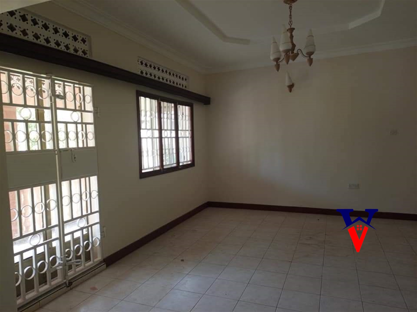 Bungalow for rent in Mutungo Kampala