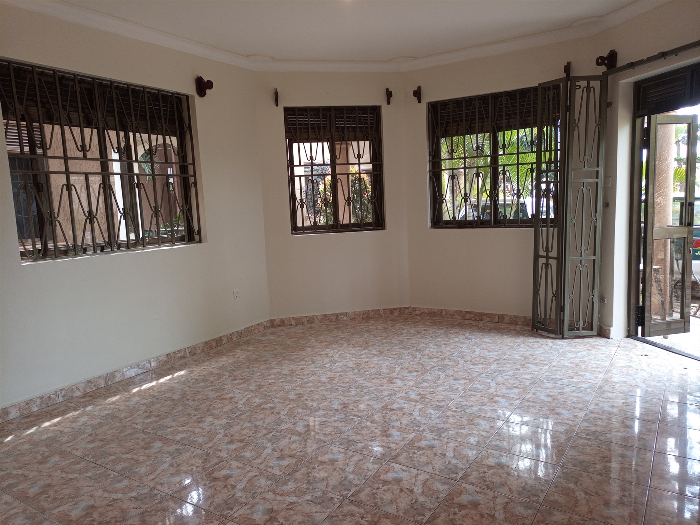 Apartment for rent in Mbuya Kampala