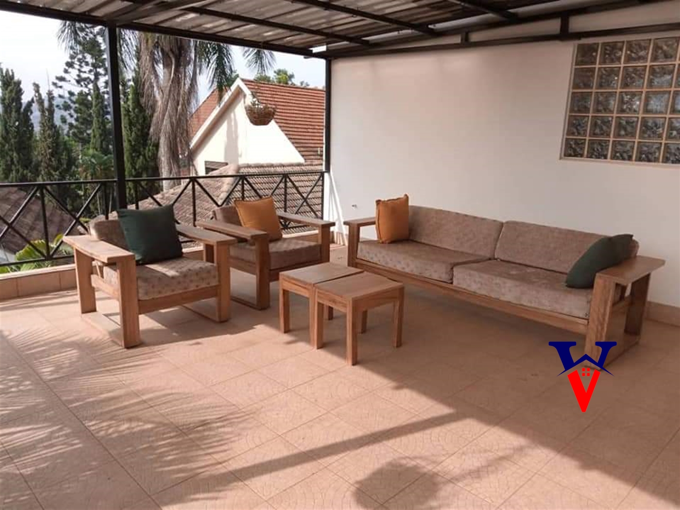 Storeyed house for rent in Muyenga Kampala