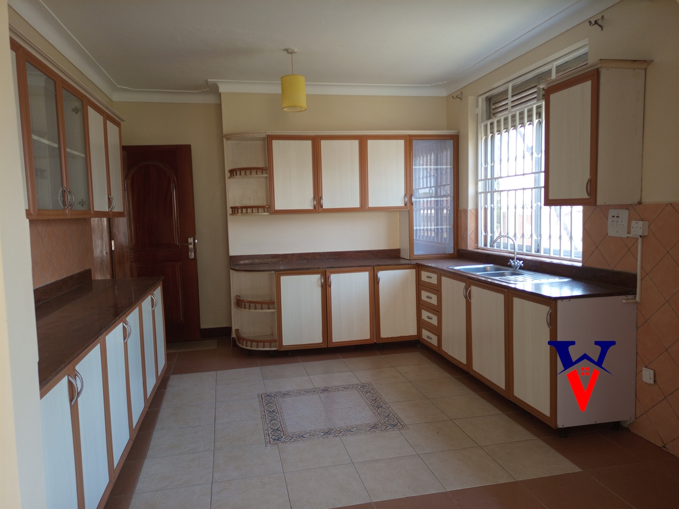 Storeyed house for rent in Muyenga Kampala