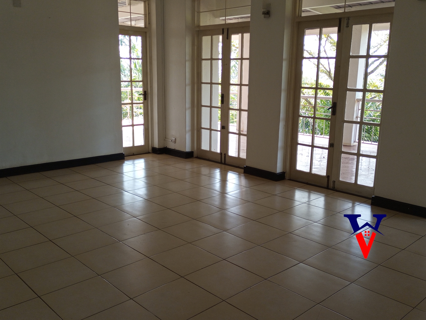 Storeyed house for rent in Kololo Kampala