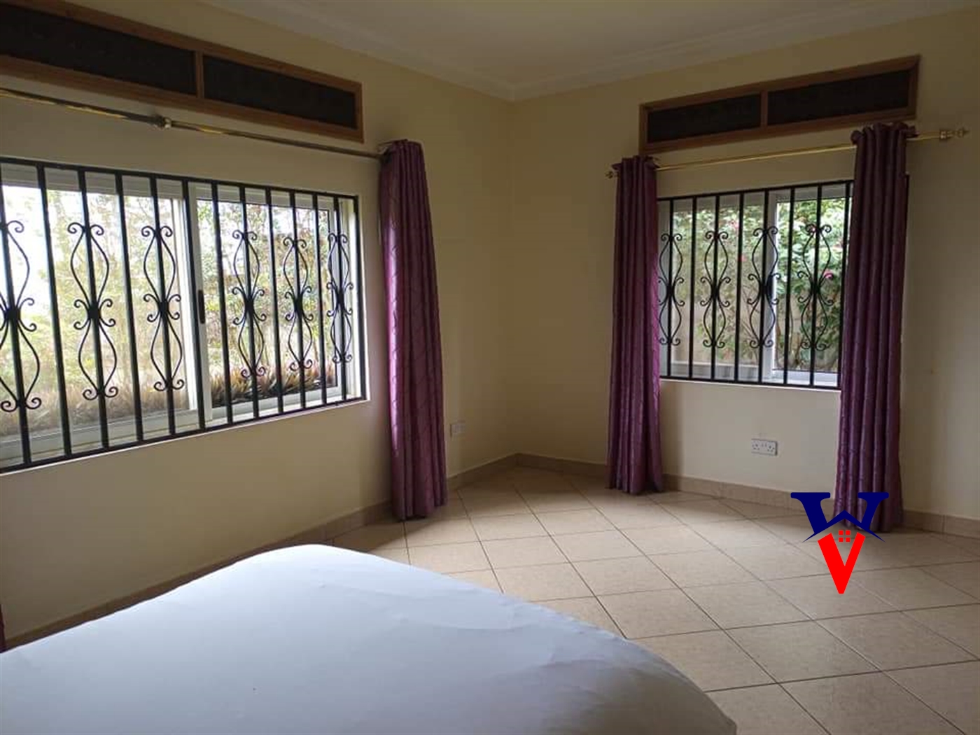 Bungalow for rent in Mutungo Kampala