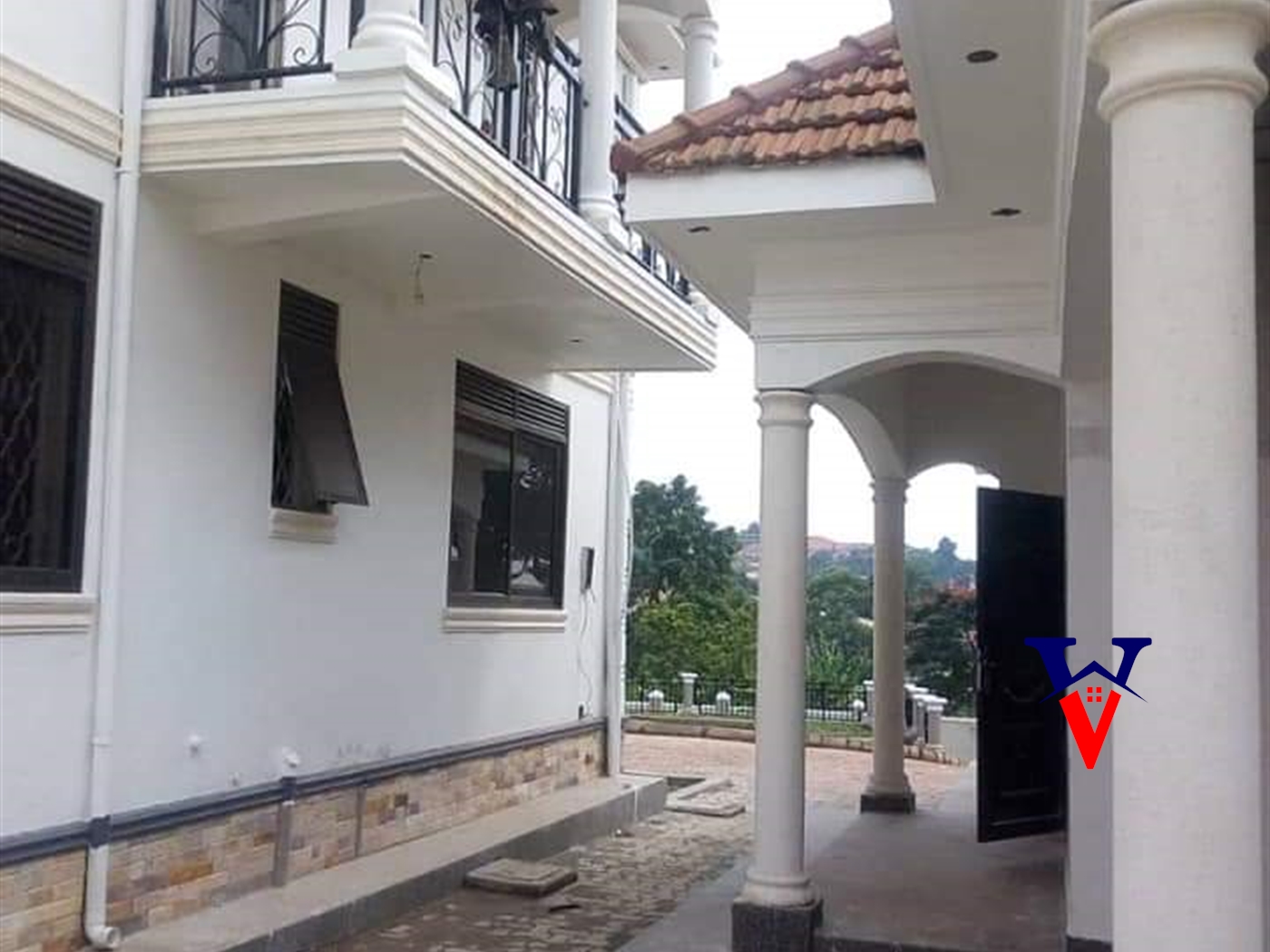 Storeyed house for sale in Mukono Mukono