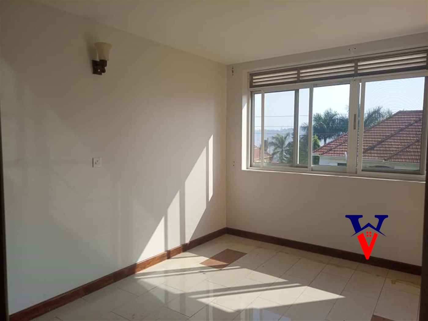 Town House for rent in Mutungo Kampala