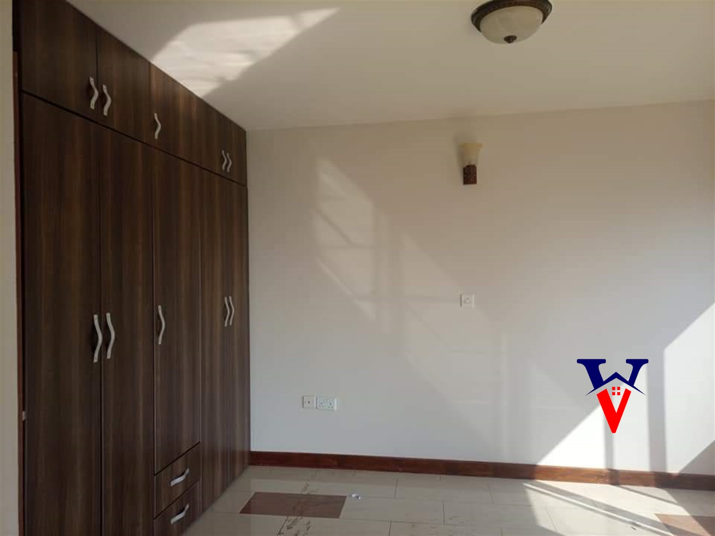 Town House for rent in Mutungo Kampala