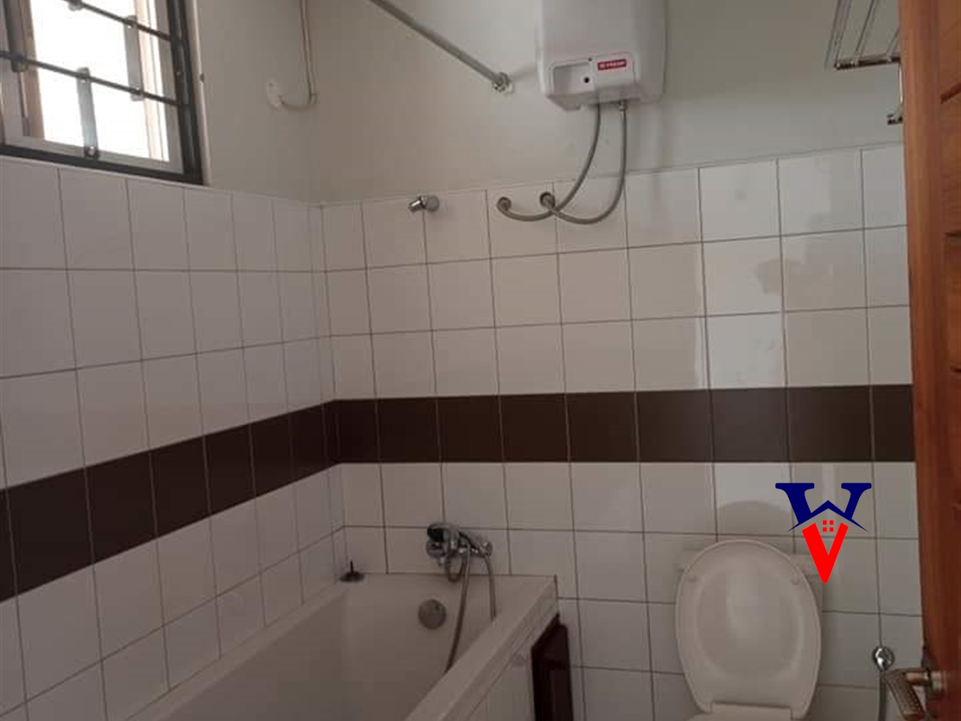 Town House for rent in Mutungo Kampala