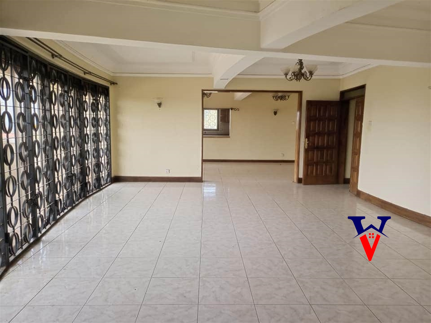 Mansion for rent in Mutungo Kampala