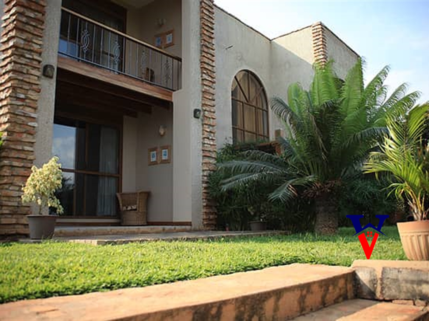 Villa for rent in Mutungo Kampala