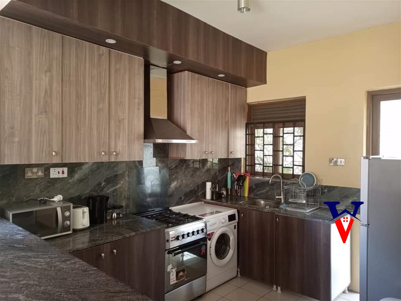 Villa for rent in Mutungo Kampala