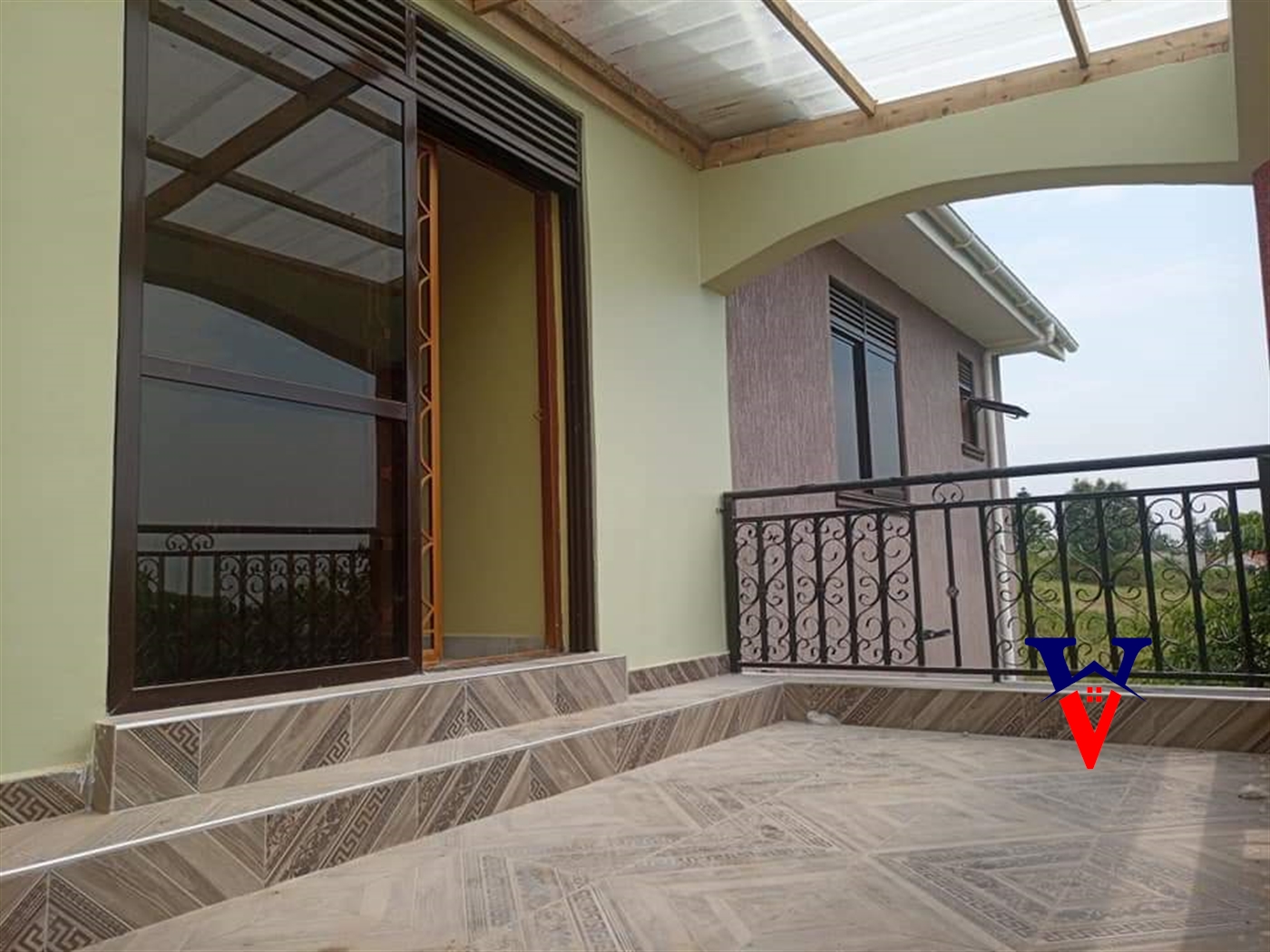 Storeyed house for rent in Mutungo Kampala