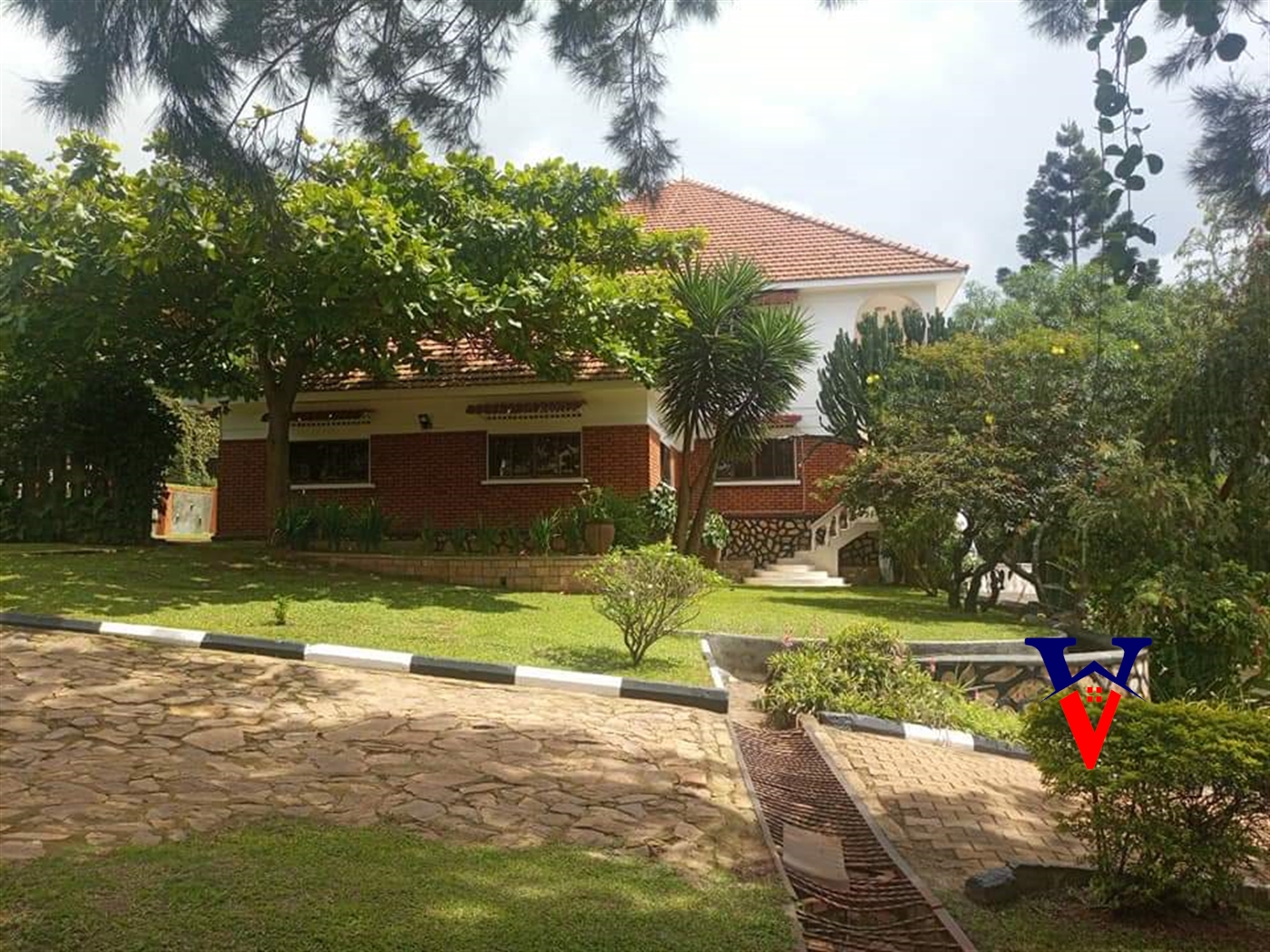 Bungalow for rent in Mbuya Kampala