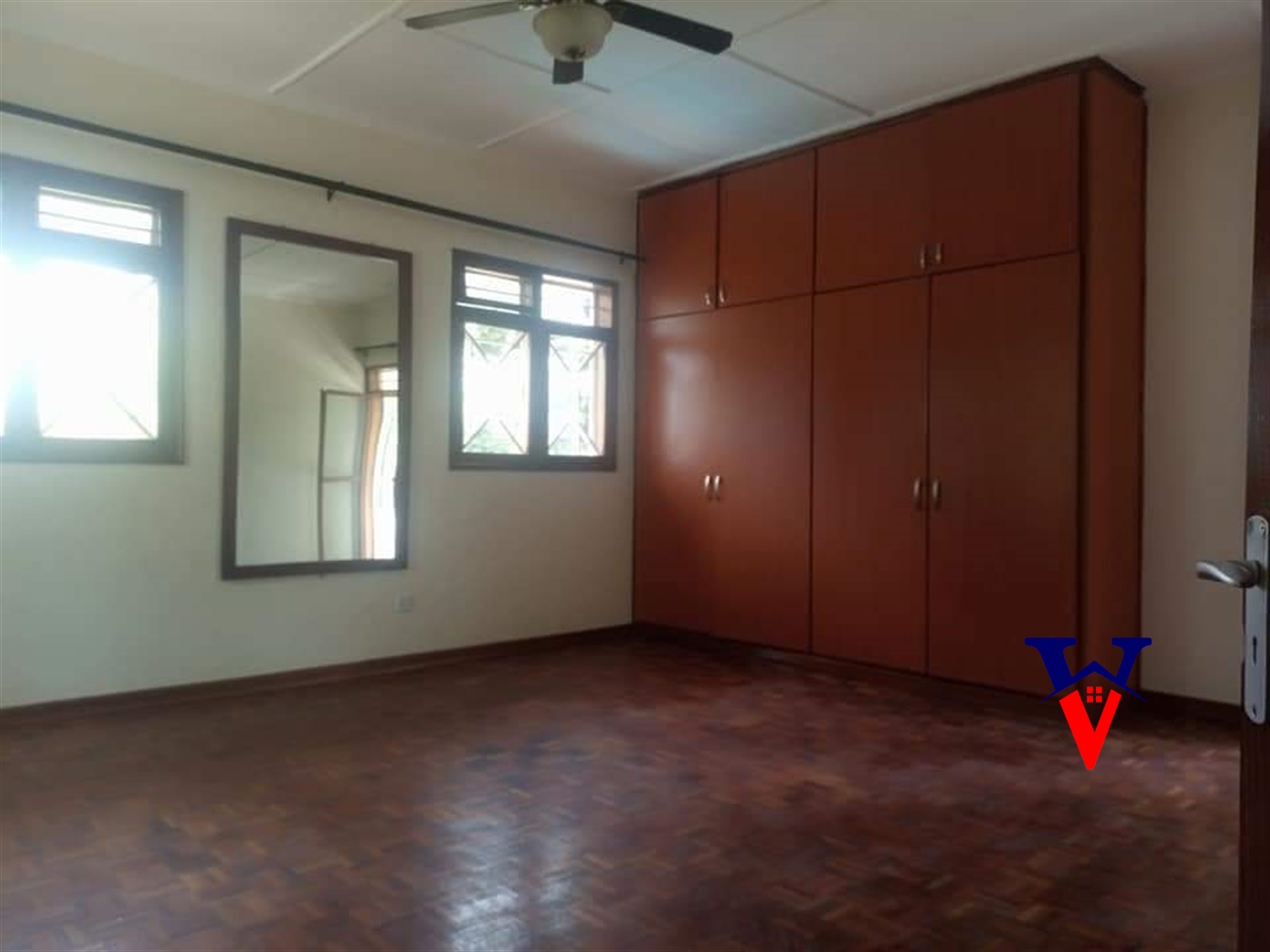 Storeyed house for rent in Bugoloobi Kampala