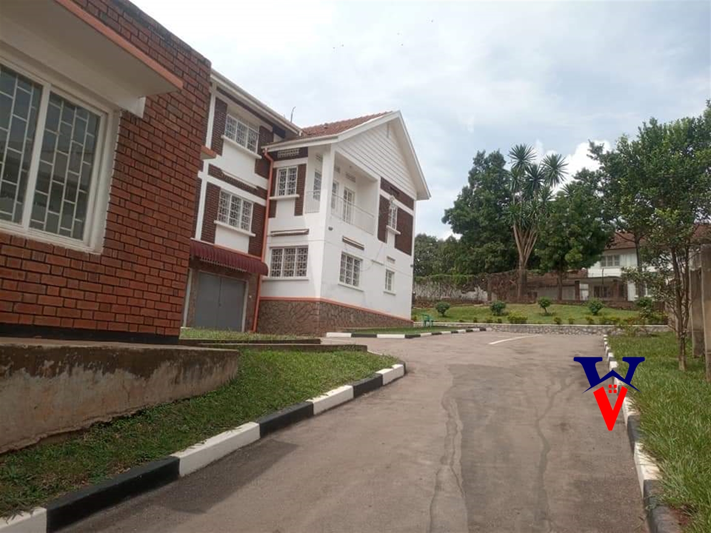 Storeyed house for rent in Nakasero Kampala