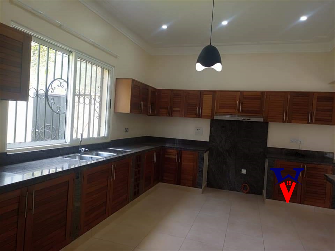 Bungalow for rent in Naguru Kampala