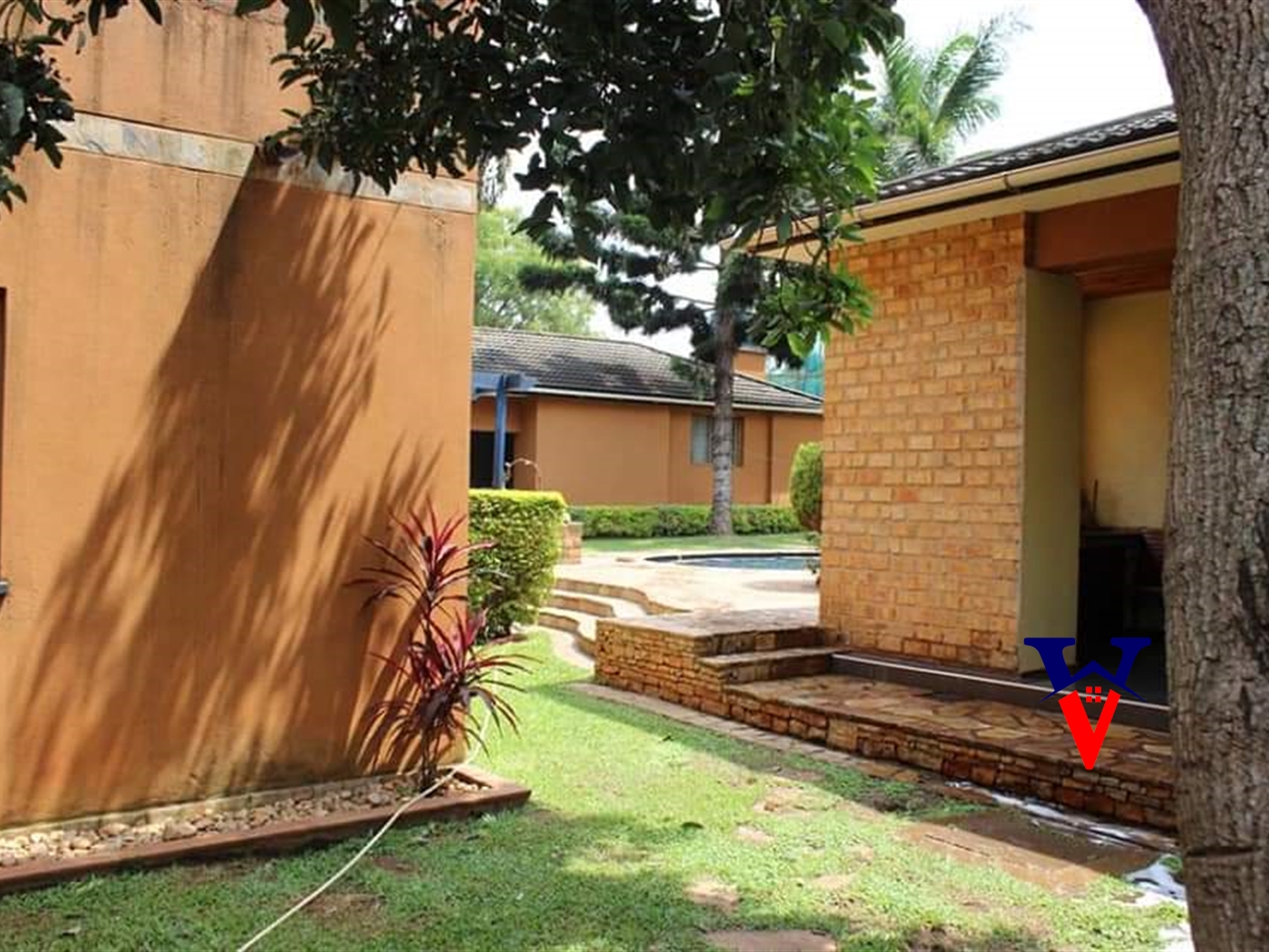 Storeyed house for sale in Bbunga Kampala