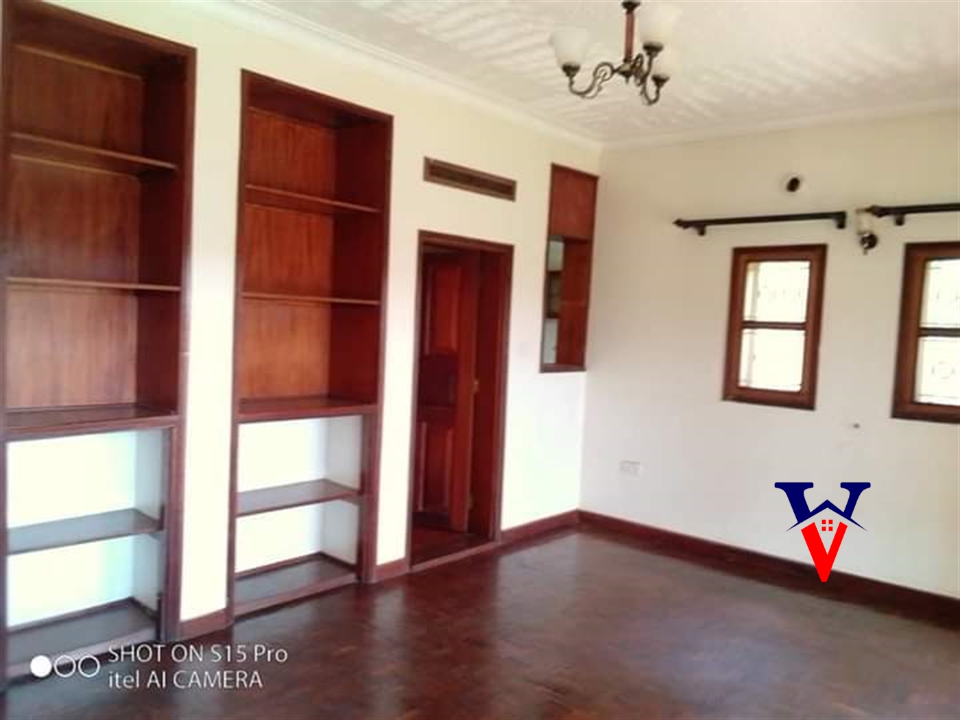 Town House for rent in Bugoloobi Kampala