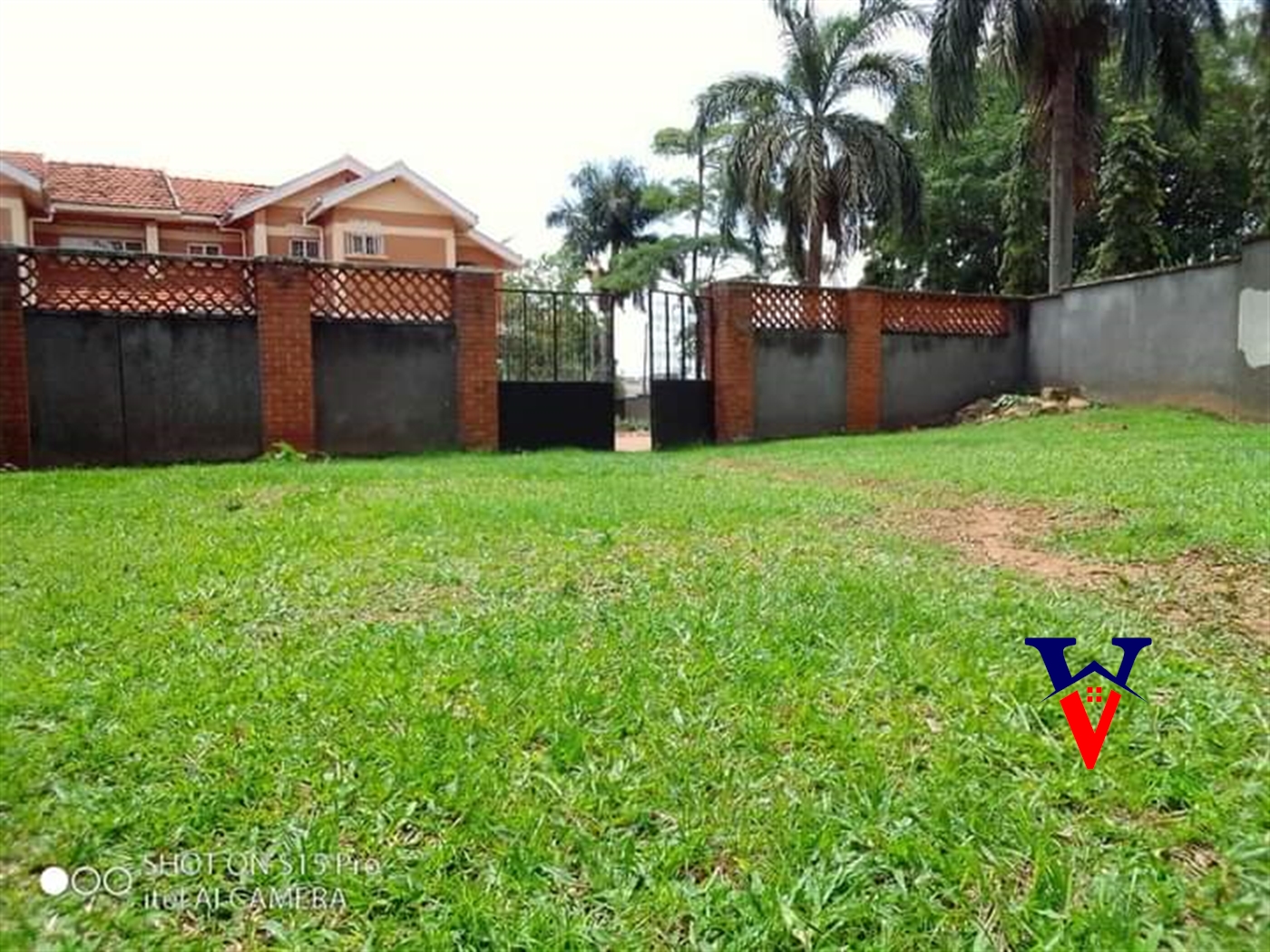 Town House for rent in Bugoloobi Kampala