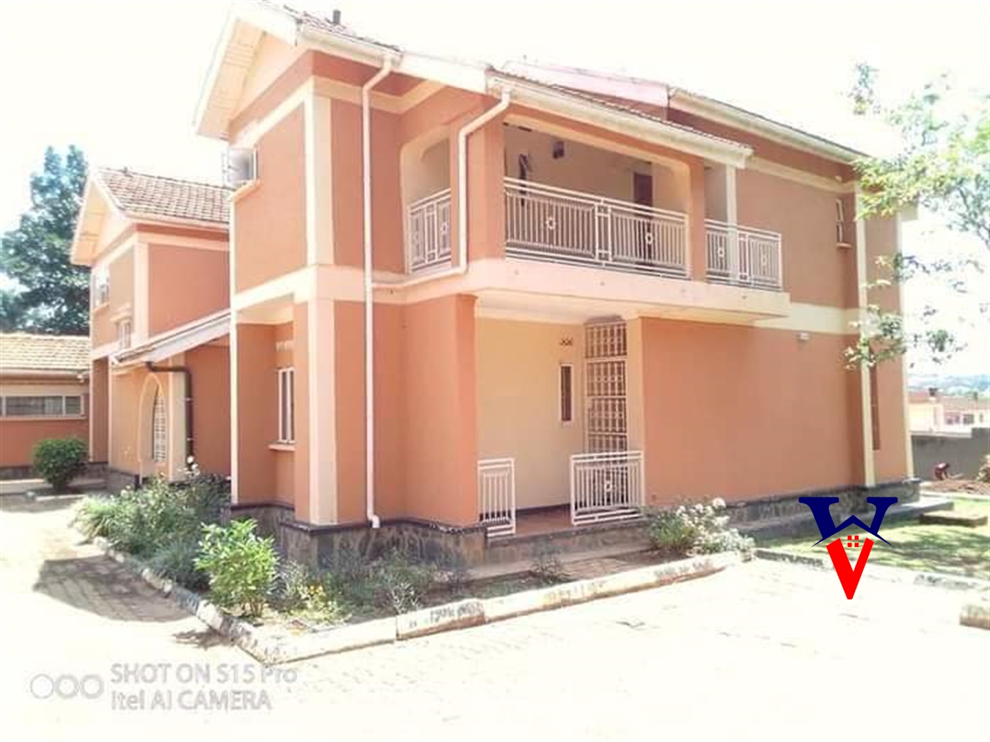 Storeyed house for rent in Bugolobi Kampala