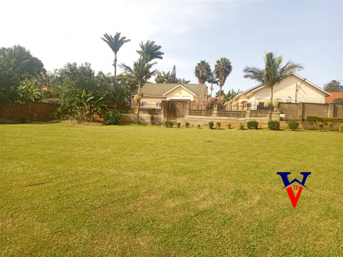 Semi Detached for rent in Luzira Kampala