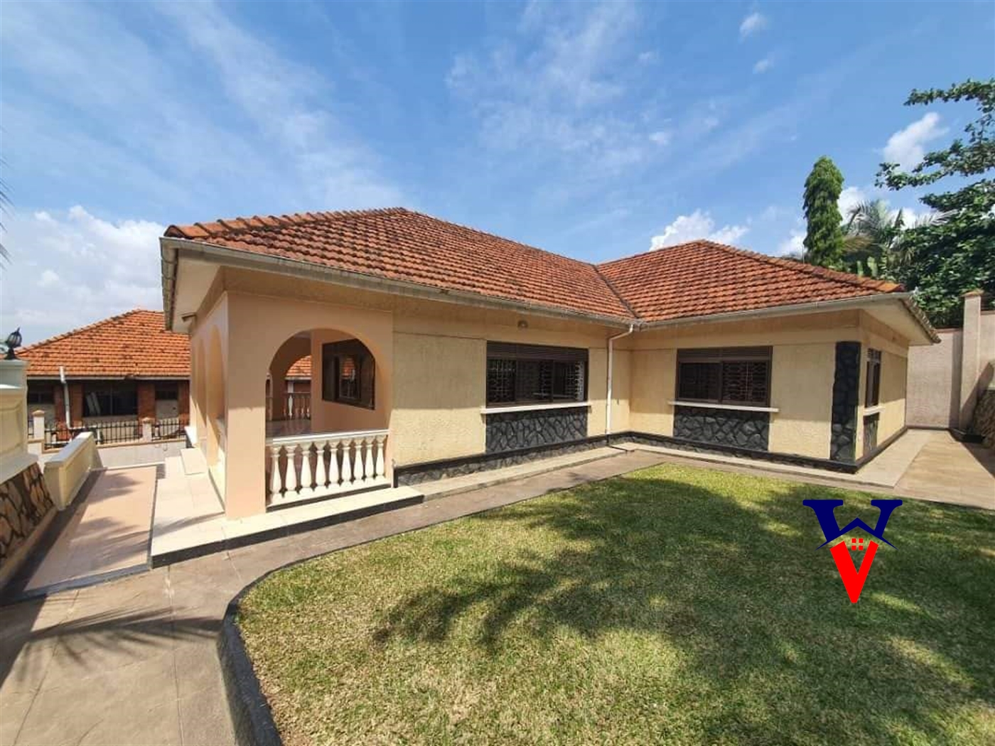 Storeyed house for sale in Mutungo Kampala