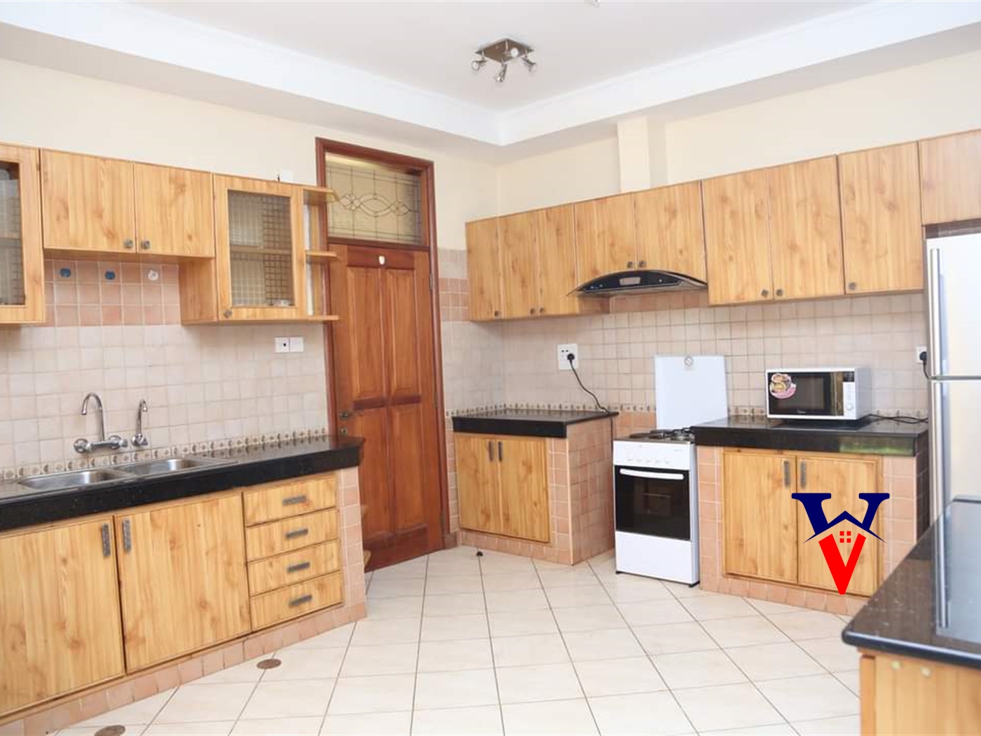 Villa for rent in Luzira Kampala