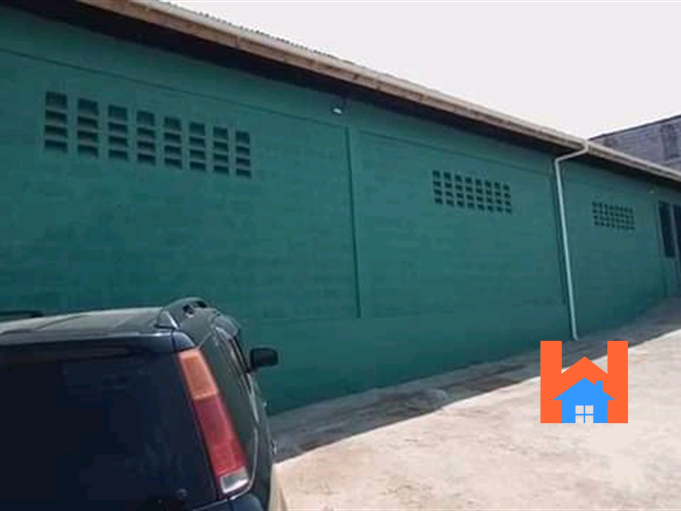 Warehouse for rent in 6th Street Kampala