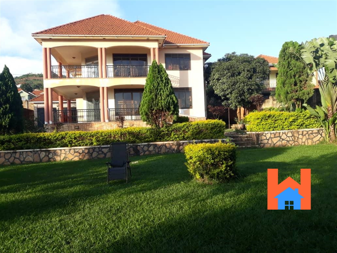 Storeyed house for sale in Kigo Wakiso