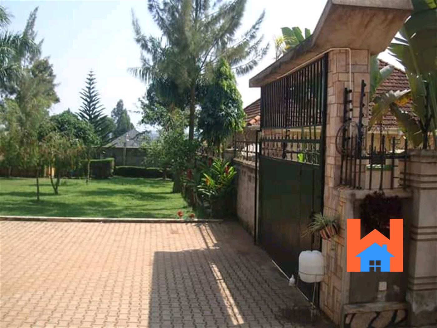 Storeyed house for sale in Namugongo Kampala