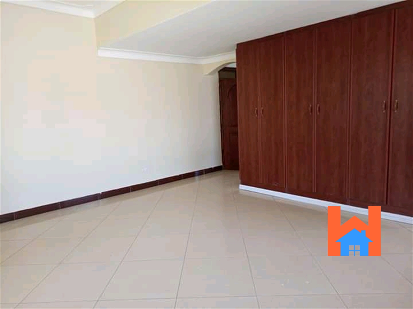 Bungalow for rent in Muyenga Kampala