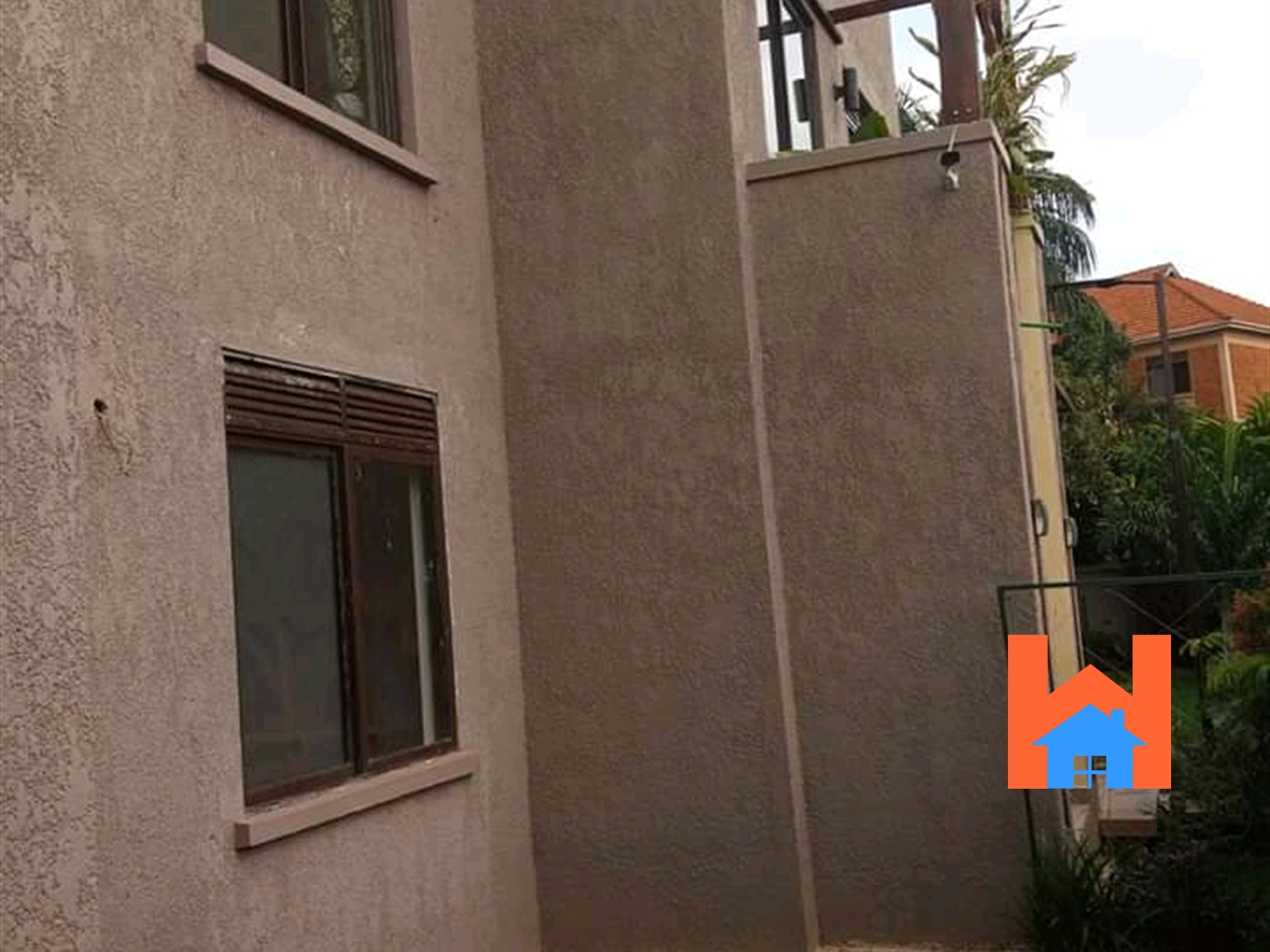 Town House for sale in Mutungo Kampala