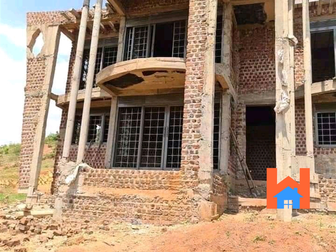 Shell House for sale in Nansana Kampala