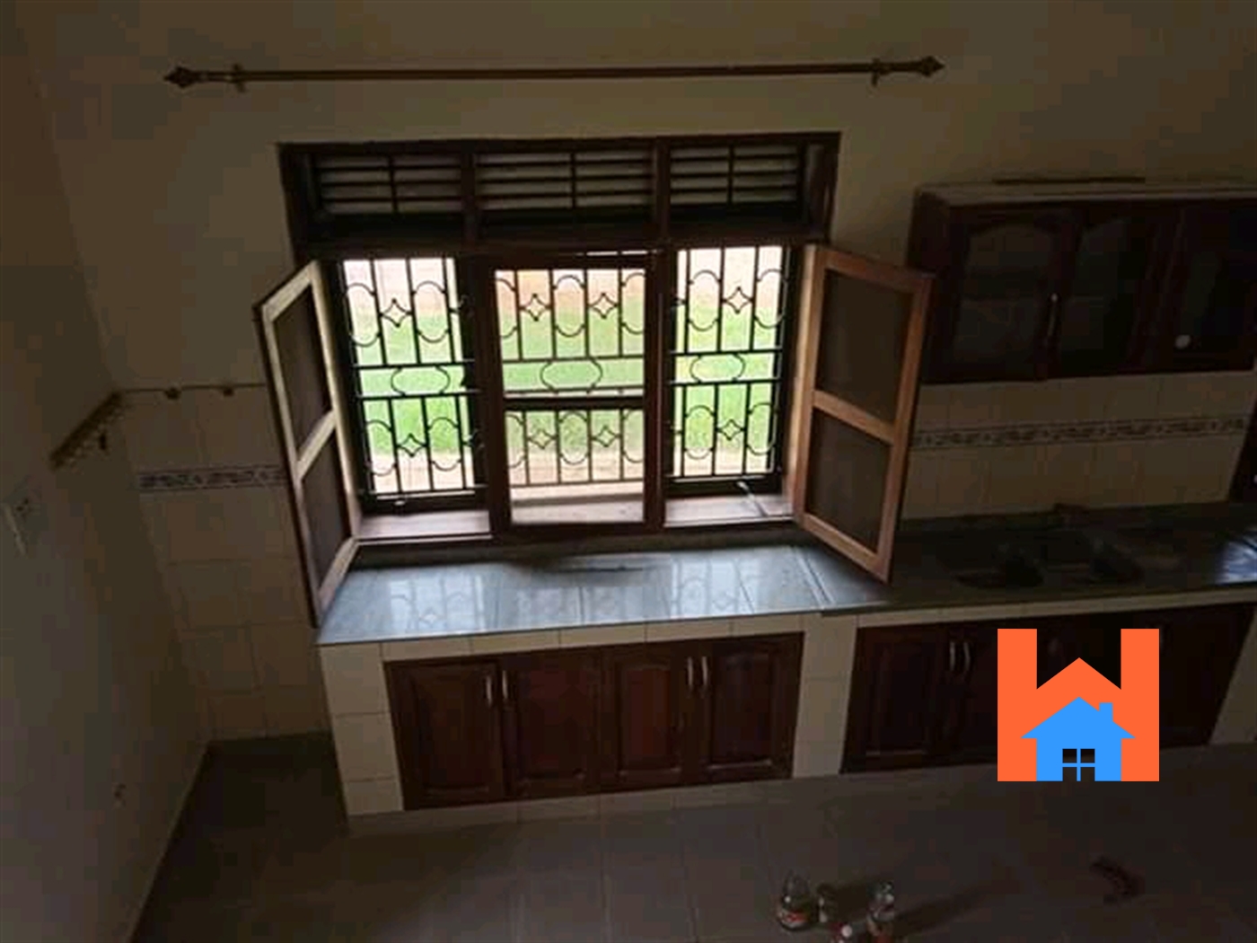 Storeyed house for rent in Muyenga Kampala